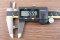 [E] น็อตยึดสายไฟ สแตนเลสชุบนิกเกิ้ล M4x7 mm พร้อมแหวนทรงสี่เหลี่ยม ขนาด 7x7 mm